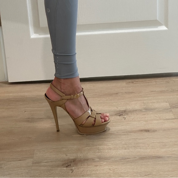 YSL - TRIBUTE PLATFORM SANDALS IN PATENT LEATHER - Picture 17 of 17